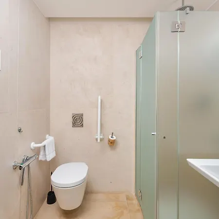 Station Hotel 3*