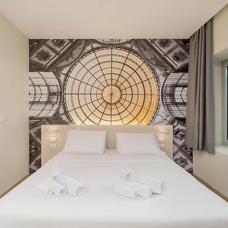 Station Hotel 3*